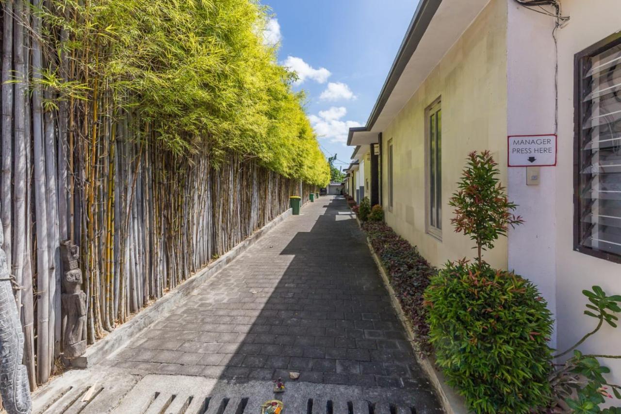 Villa Nuri Merah 1 Kerobokan Exterior foto