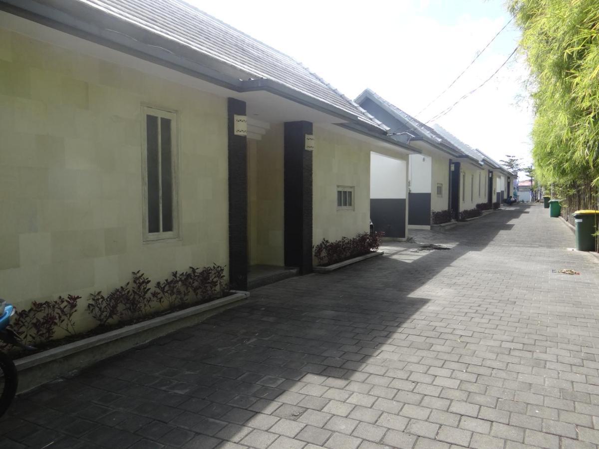Villa Nuri Merah 1 Kerobokan Exterior foto