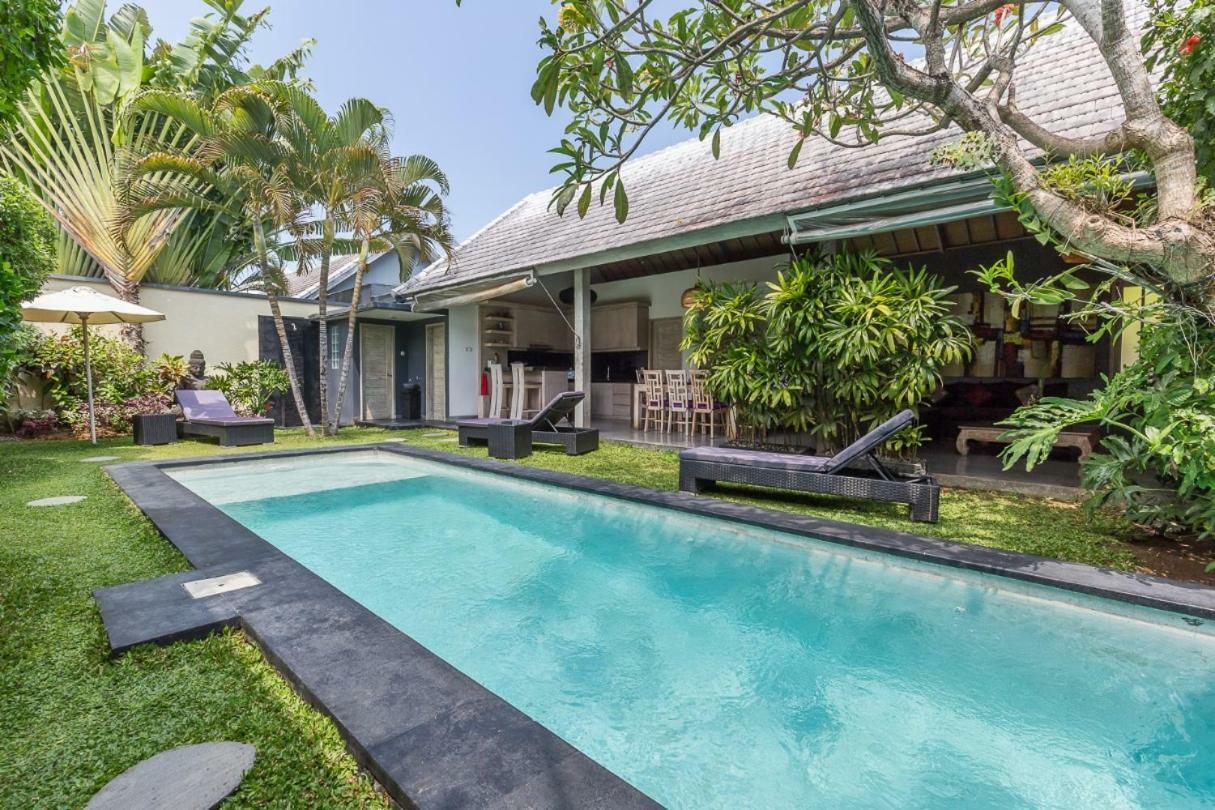 Villa Nuri Merah 1 Kerobokan Exterior foto